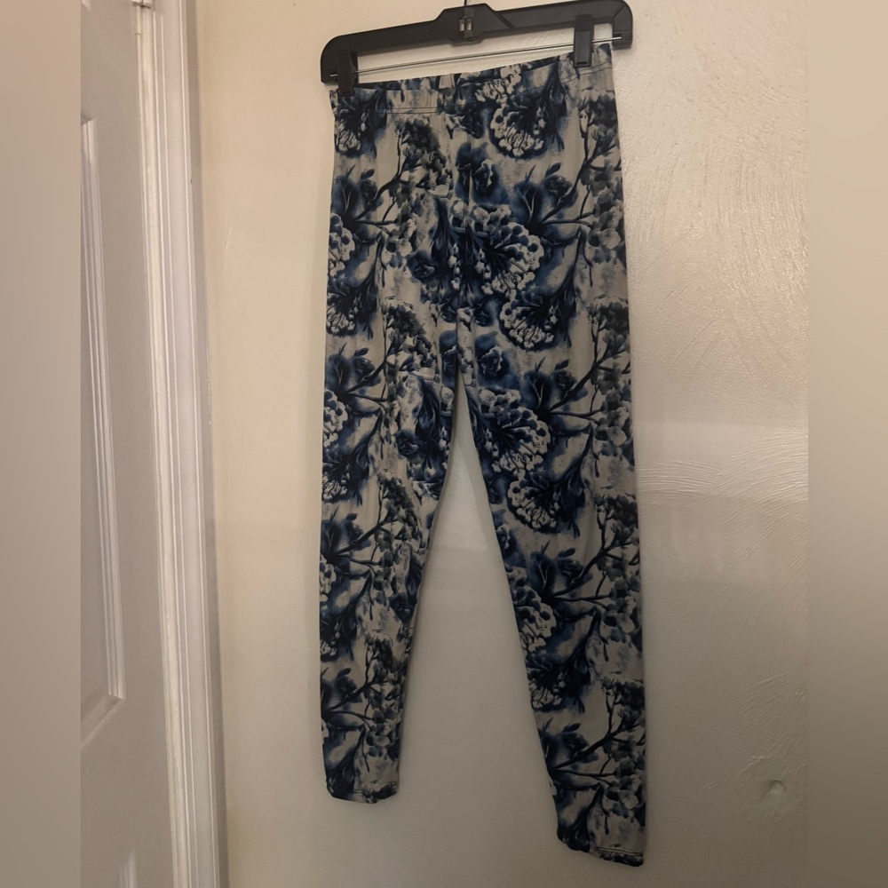 Floral Blue Women's leggings